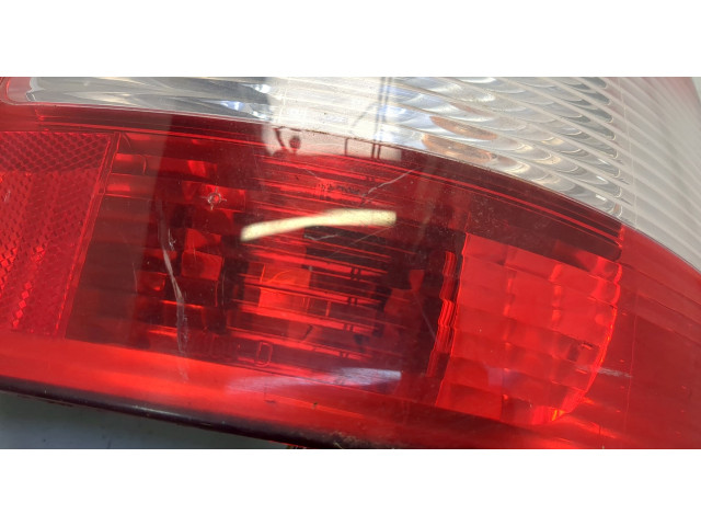 Задний фонарь