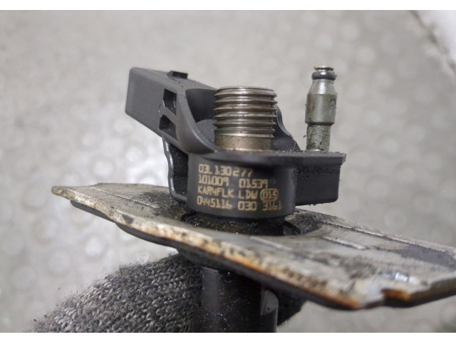 Форсунка топливная  Volkswagen Passat CC 2008-2012    0445116030     