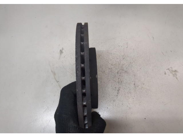 Диск тормозной Skoda Rapid передний