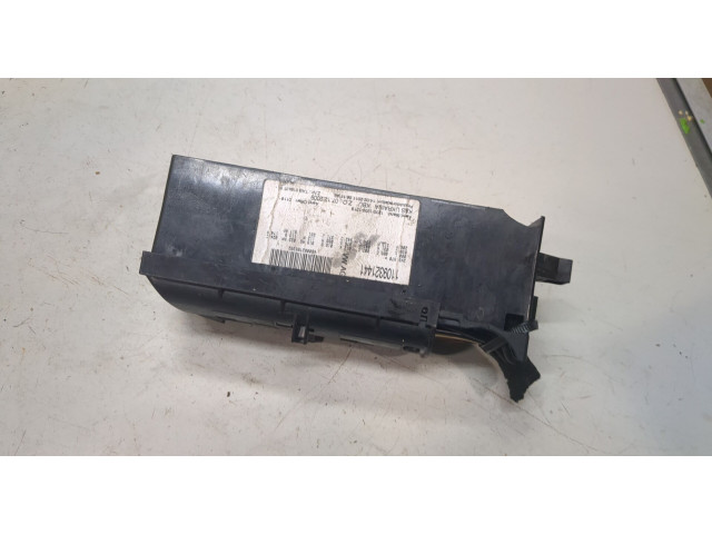 Блок предохранителей Volkswagen Caddy 2010-2015 1.6