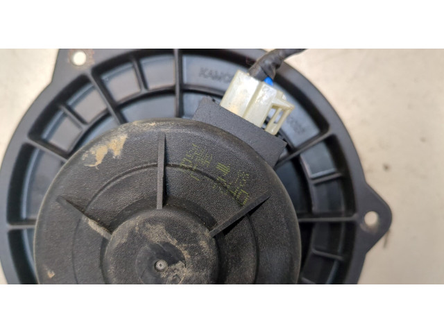 Моторчик печки  KIA Sorento 2002-2009        