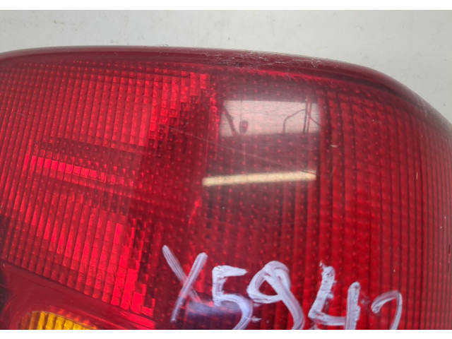 Задний фонарь          