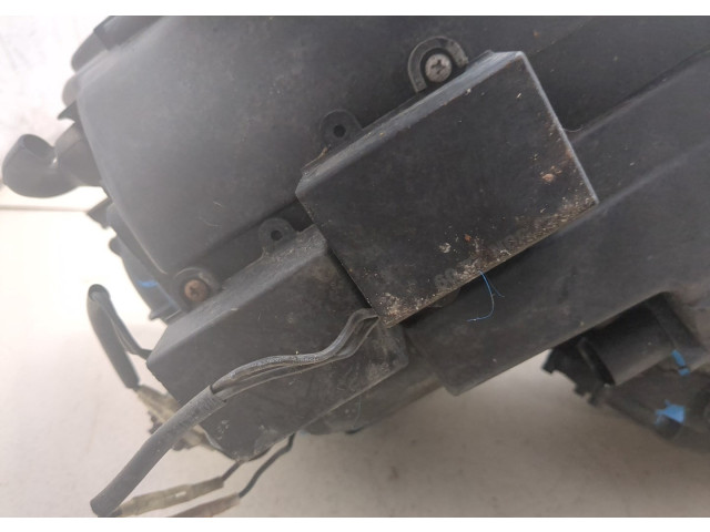 Фара передняя  Volkswagen Golf 7 2012-2020 правая 