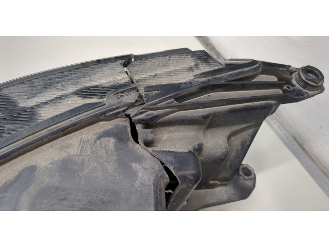 Фара передняя  Skoda Kodiaq правая 