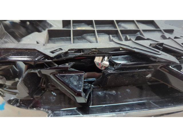 Фара передняя  Volkswagen Jetta 7 2018-2025 левая 