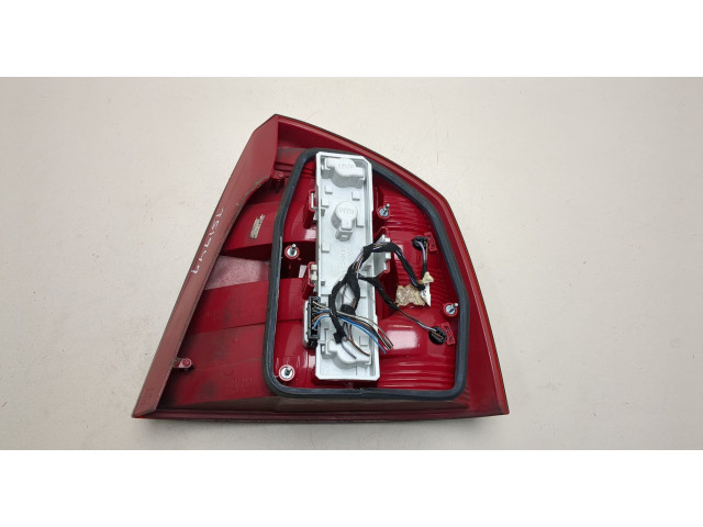 Задний фонарь