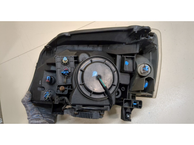 Фара передняя  Nissan X-Trail (T30) 2001-2006 правая 