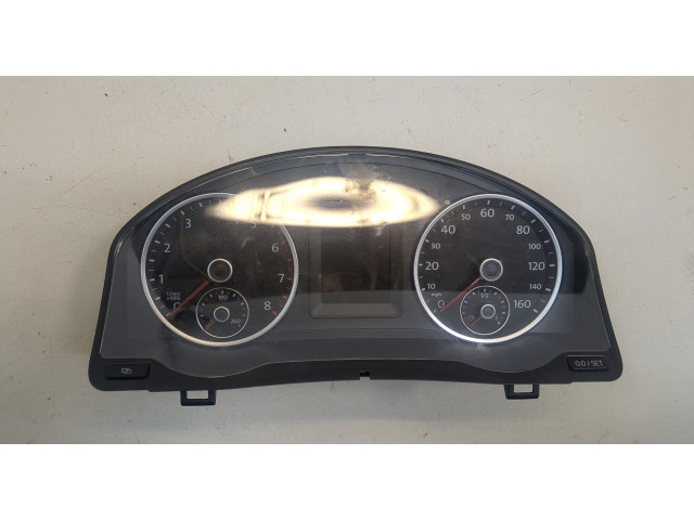 Панель приборов  Volkswagen Tiguan 2007-2011       5N0920961A     