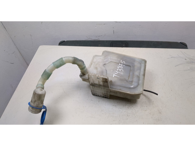 Бачок омывателя  Volkswagen Golf 6 2009-2012    