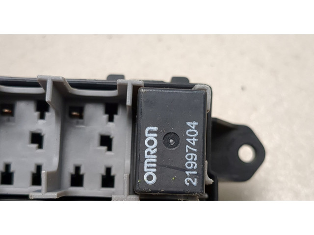 Блок предохранителей  Chevrolet Volt 2010-2015      20971956   