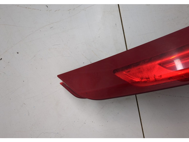 Задний фонарь          