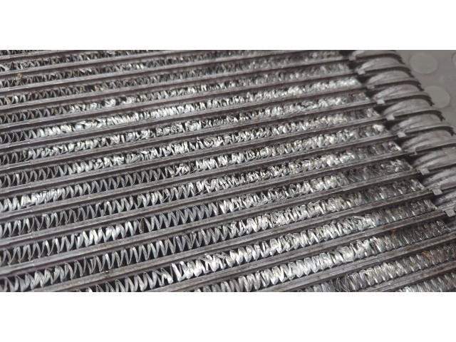 Интеркулер  KIA Carnival 1998-2006       