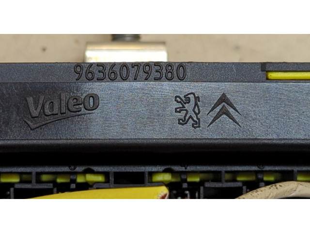 Блок предохранителей  Citroen C4 Grand Picasso 2006-2013         