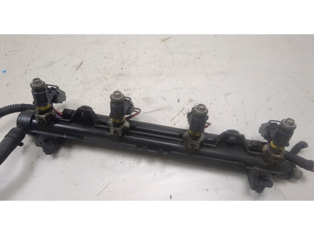 Форсунка топливная Volkswagen Golf 5 2003-2009 036133320C, 036906031AG