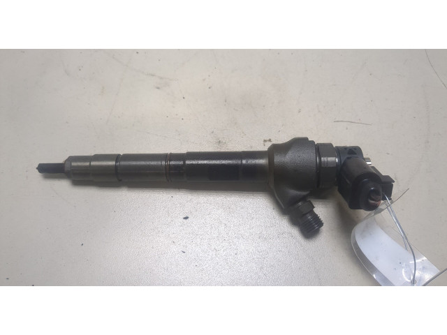 Форсунка топливная  Volkswagen Passat CC 2012-2017    0445110369     