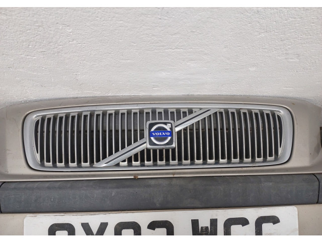 Бампер  Volvo V70 2001-2008 передний   
