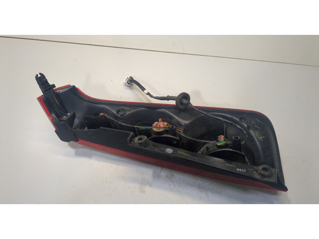 Задний фонарь Nissan Note E11 2006-2013