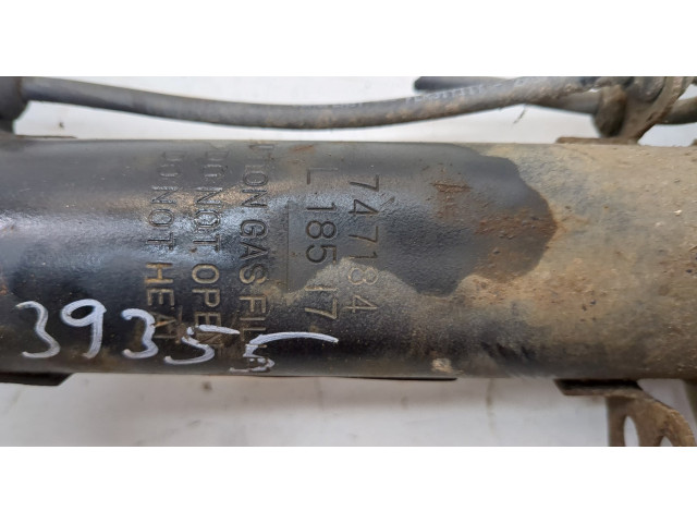 Стойка амортизатора  Volkswagen Golf 4 1997-2005      