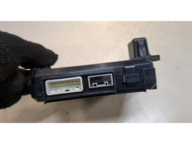 Блок комфорта Mazda CX-30