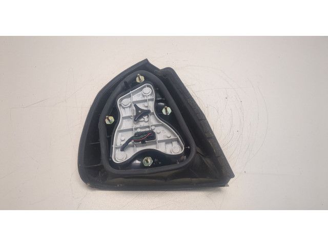 Задний фонарь          