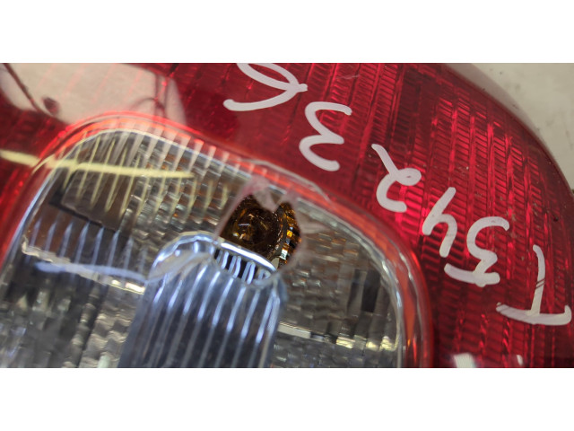 Задний фонарь