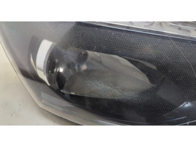 Фара передняя Volkswagen Polo 2009-2014 правая