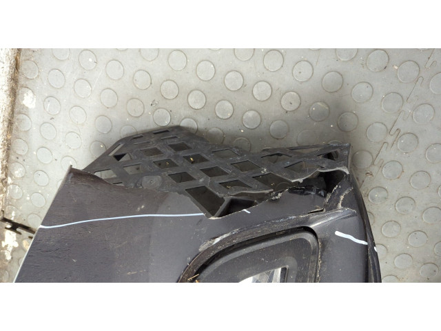 Решетка радиатора  Volkswagen Passat 8 2015-          