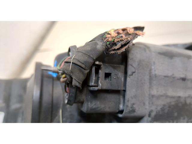 Фара передняя  Volkswagen Polo 2009-2014 правая 