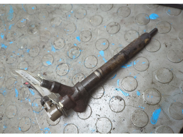 Форсунка топливная Toyota RAV 4 2006-2013 2367029055