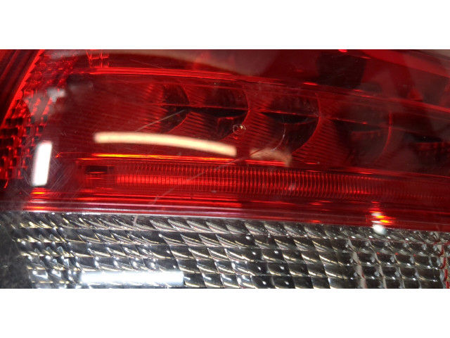 Задний фонарь          