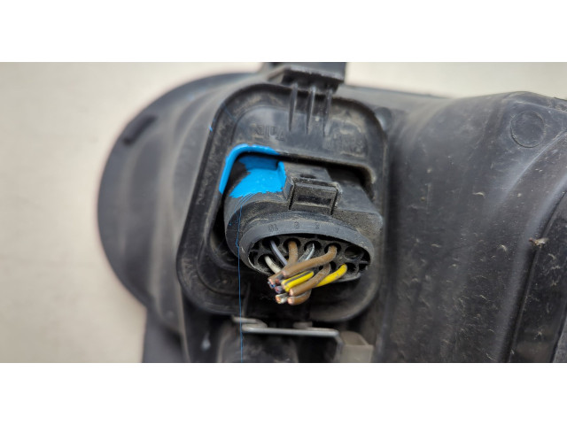 Фара передняя  Volkswagen Golf 4 1997-2005 левая 