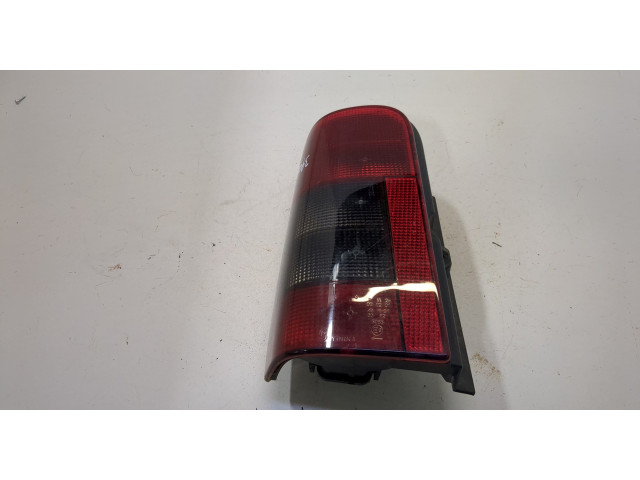 Задний фонарь          