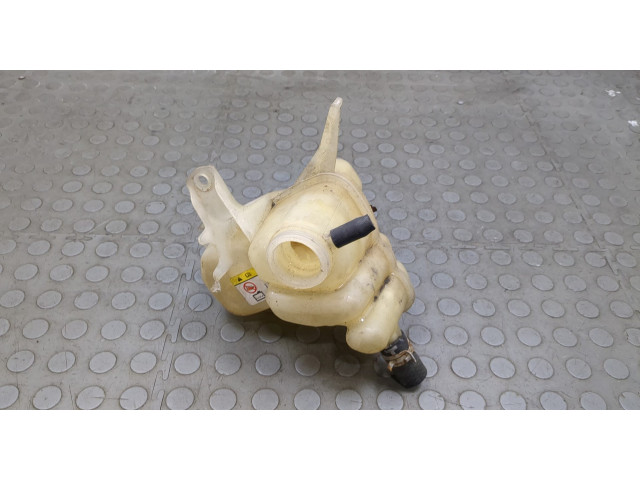 Бачок расширительный Ford Maverick 2000-2007