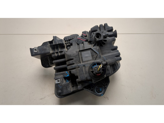 Фара передняя  Chevrolet Blazer 2018-2023 правая 