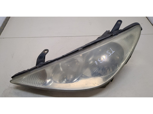 Фара передняя  Toyota Previa (Estima) 2000-2006 левая 