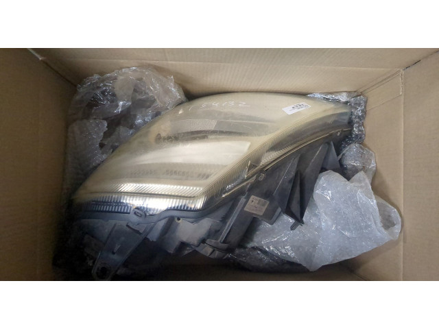 Фара передняя Citroen C8 2002-2008 левая