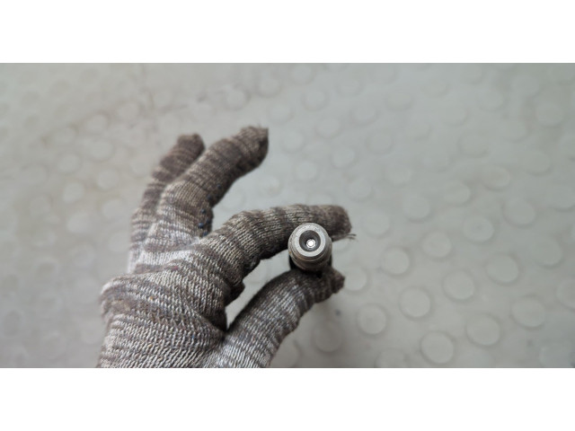 Форсунка топливная Jaguar X-Type 2001-2009 4S7Q9K546BD