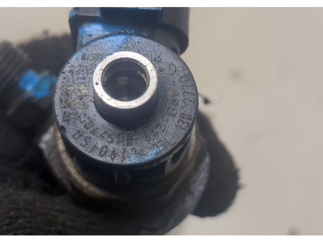 Форсунка топливная Skoda Yeti 2013-2018 03L138277Q