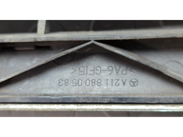 Решетка радиатора  Mercedes E W211 2002-2009          A21188005839040