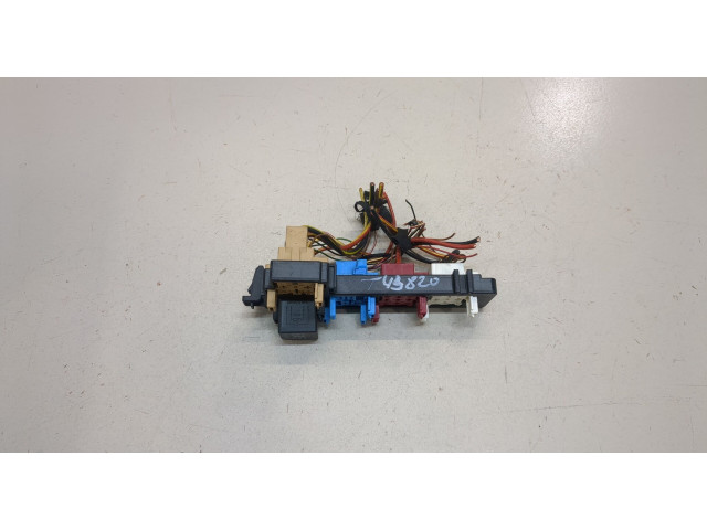 Блок реле Volkswagen Golf 6 2009-2012