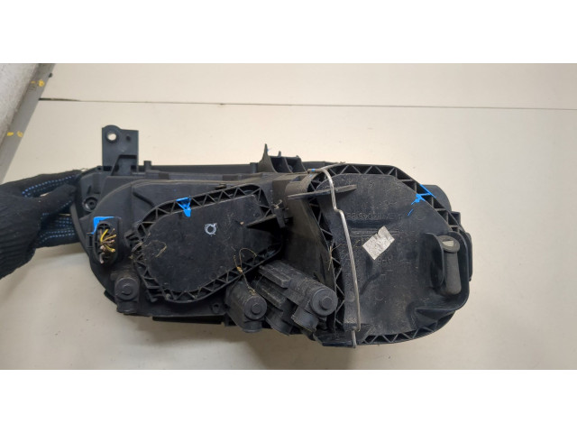 Фара передняя Volkswagen Caddy 2004-2015 левая