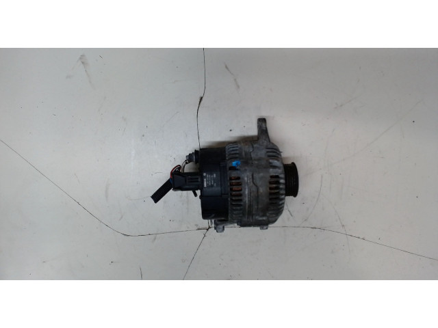 Генератор Mitsubishi Carisma MD318458 1.6 бензин