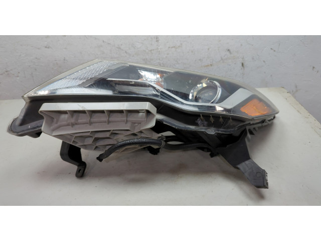 Фара передняя Nissan Pathfinder 2012-2020 левая