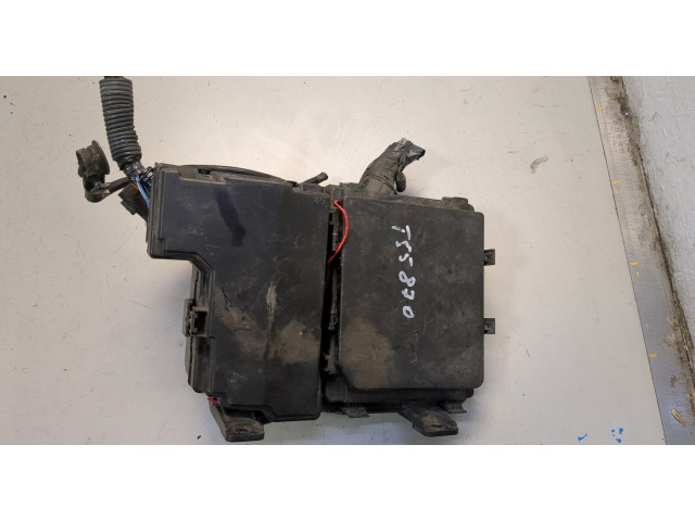Блок предохранителей Nissan X-Trail (T31) 2007-2015 284B9JG01A, 24382JG00B, 284B7JG40A