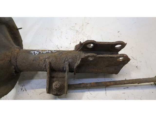 Стойка амортизатора KIA Ceed 2007-2012 546612L600