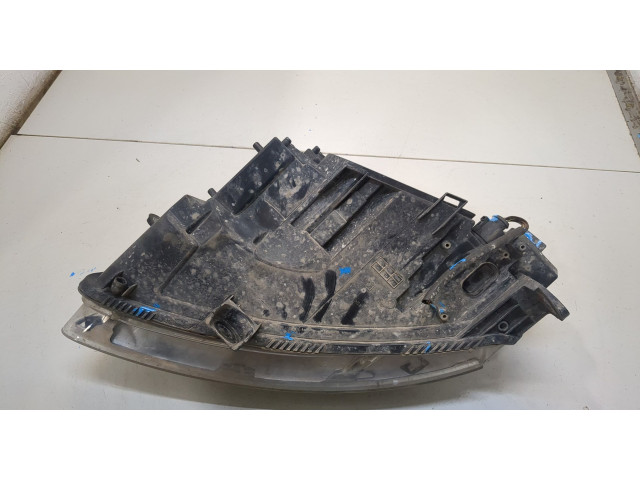 Фара передняя  Audi A6 (C6) 2005-2011 правая 