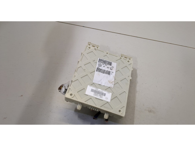 Блок предохранителей  Ford Kuga 2016-2019      180524, GV6T14A073EJ   