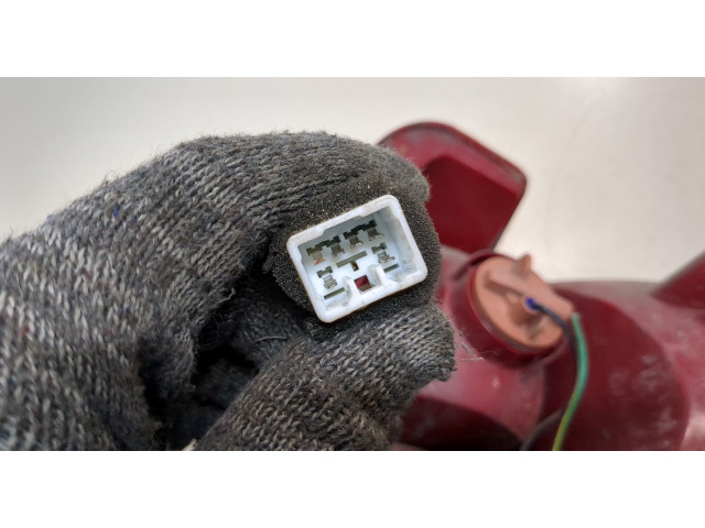 Задний фонарь