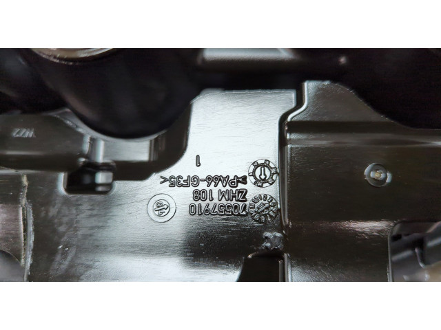 Клапанная крышка двигателя ДВС BMW X2 (F39) 2017-2023