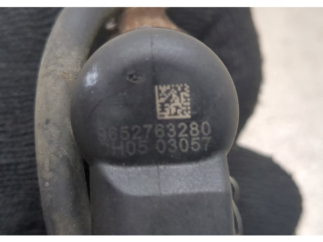 Форсунка топливная  Ford Fusion 2002-2012    9652763280     